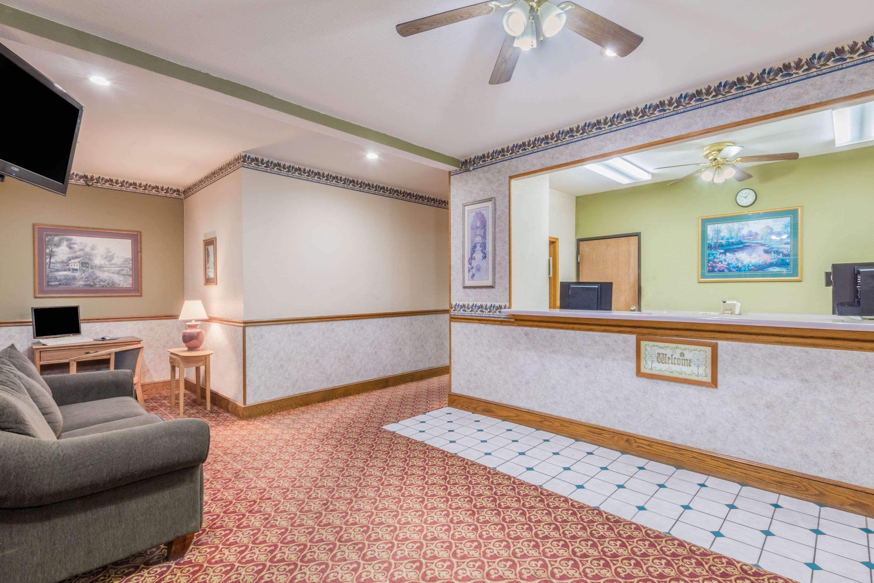 Super 8 By Wyndham Platte City Kansas City Area Esterno foto